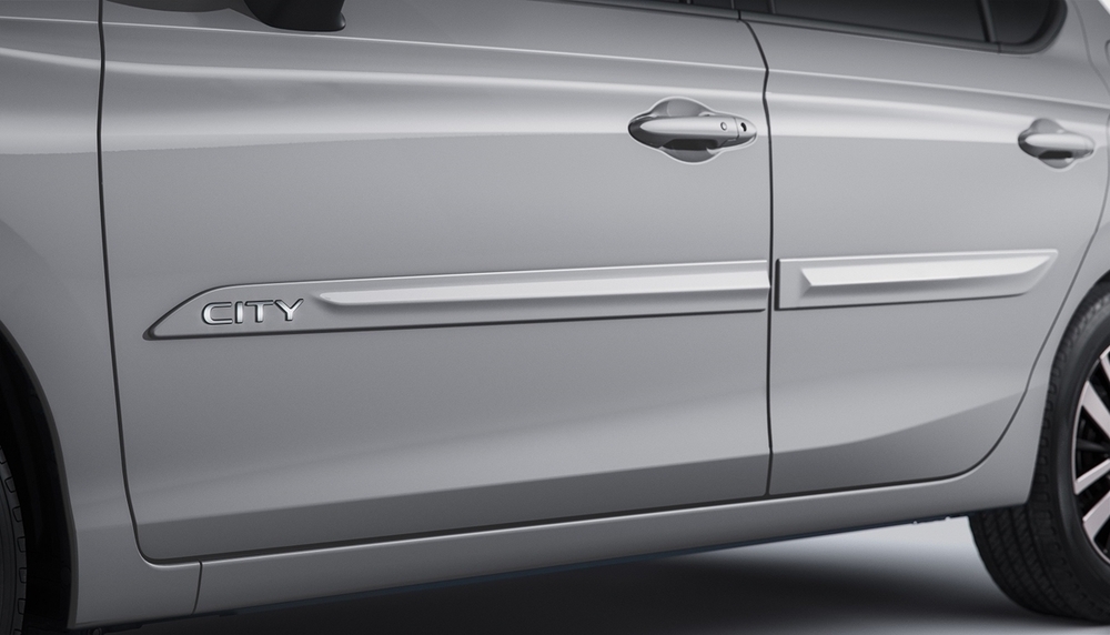 Friso de Portas com Logo Cromado Honda New City Hatchback